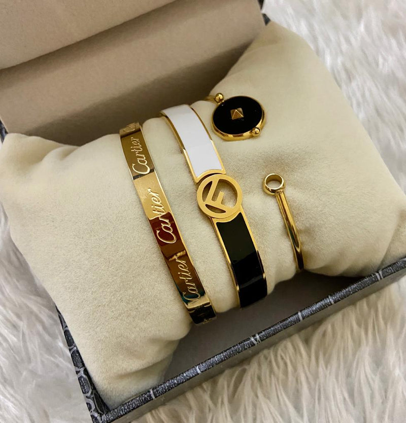 Pack Of 3 Bracelets Model 2-02
