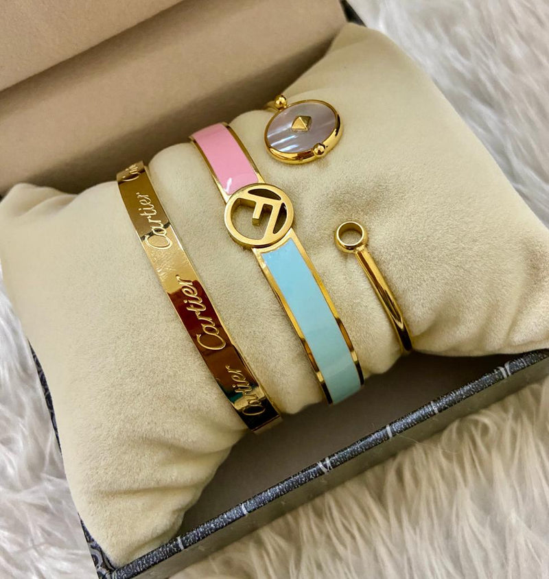 Pack Of 3 Bracelets Model 2-08