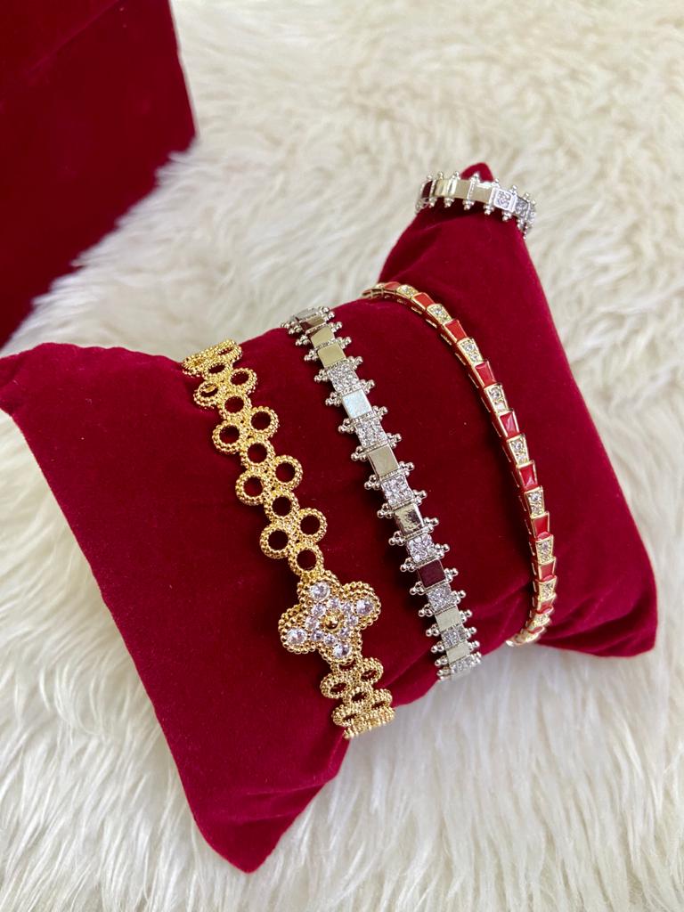 PACK OF 3 BRACELETS MODEL 1-18