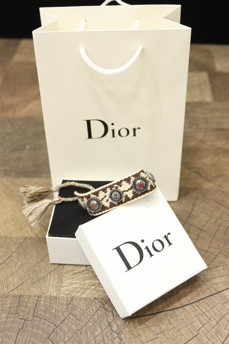 Single Bracelet Model 5-01